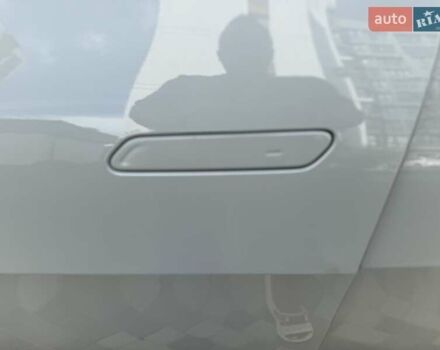 Серый Киа EV6, объемом двигателя 0 л и пробегом 10 тыс. км за 28500 $, фото 27 на Automoto.ua