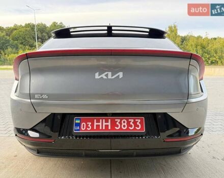 Сірий Кіа EV6, об'ємом двигуна 0 л та пробігом 9 тис. км за 27999 $, фото 97 на Automoto.ua
