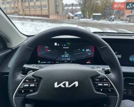 Серый Киа EV6, объемом двигателя 0 л и пробегом 38 тыс. км за 27499 $, фото 72 на Automoto.ua