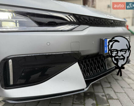 Сірий Кіа EV6, об'ємом двигуна 0 л та пробігом 19 тис. км за 36500 $, фото 19 на Automoto.ua