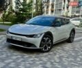 Серый Киа EV6, объемом двигателя 0 л и пробегом 10 тыс. км за 28500 $, фото 3 на Automoto.ua