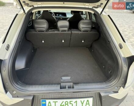 Серый Киа EV6, объемом двигателя 0 л и пробегом 10 тыс. км за 28500 $, фото 21 на Automoto.ua