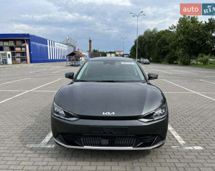 Серый Киа EV6, объемом двигателя 0 л и пробегом 5 тыс. км за 28500 $, фото 2 на Automoto.ua