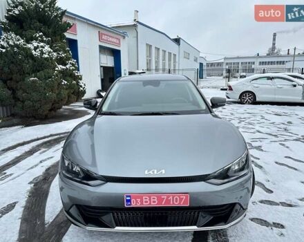 Серый Киа EV6, объемом двигателя 0 л и пробегом 38 тыс. км за 27499 $, фото 78 на Automoto.ua