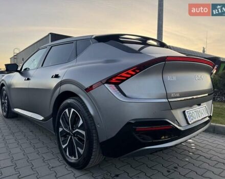 Сірий Кіа EV6, об'ємом двигуна 0 л та пробігом 9 тис. км за 35000 $, фото 29 на Automoto.ua