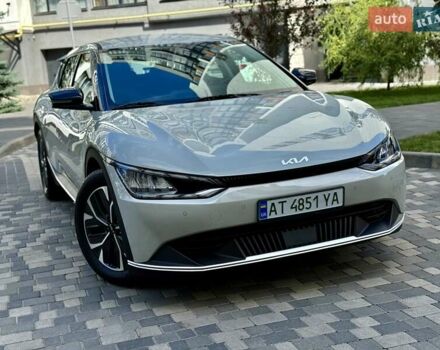 Серый Киа EV6, объемом двигателя 0 л и пробегом 10 тыс. км за 28500 $, фото 4 на Automoto.ua