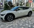 Серый Киа EV6, объемом двигателя 0 л и пробегом 10 тыс. км за 28500 $, фото 6 на Automoto.ua