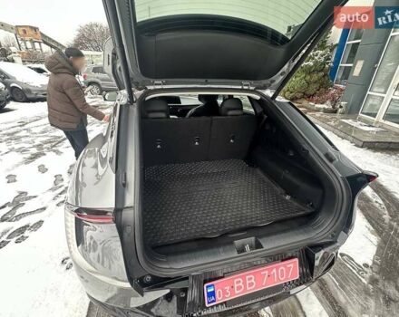Серый Киа EV6, объемом двигателя 0 л и пробегом 38 тыс. км за 27499 $, фото 96 на Automoto.ua