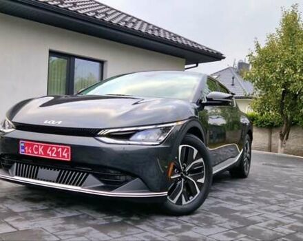 Серый Киа EV6, объемом двигателя 0 л и пробегом 2 тыс. км за 29000 $, фото 54 на Automoto.ua
