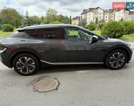Серый Киа EV6, объемом двигателя 0 л и пробегом 9 тыс. км за 28500 $, фото 11 на Automoto.ua