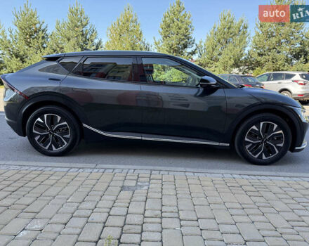 Серый Киа EV6, объемом двигателя 0 л и пробегом 9 тыс. км за 28500 $, фото 3 на Automoto.ua