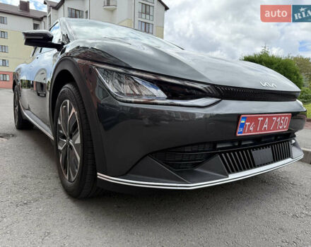 Серый Киа EV6, объемом двигателя 0 л и пробегом 9 тыс. км за 28500 $, фото 19 на Automoto.ua