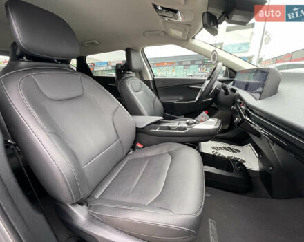 Серый Киа EV6, объемом двигателя 0 л и пробегом 17 тыс. км за 28500 $, фото 10 на Automoto.ua