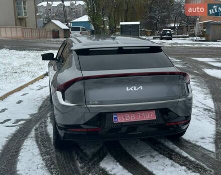 Серый Киа EV6, объемом двигателя 0 л и пробегом 38 тыс. км за 27499 $, фото 5 на Automoto.ua
