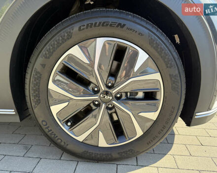 Серый Киа EV6, объемом двигателя 0 л и пробегом 9 тыс. км за 28500 $, фото 51 на Automoto.ua