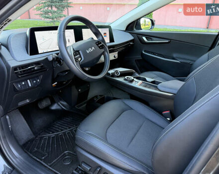 Серый Киа EV6, объемом двигателя 0 л и пробегом 9 тыс. км за 28500 $, фото 37 на Automoto.ua