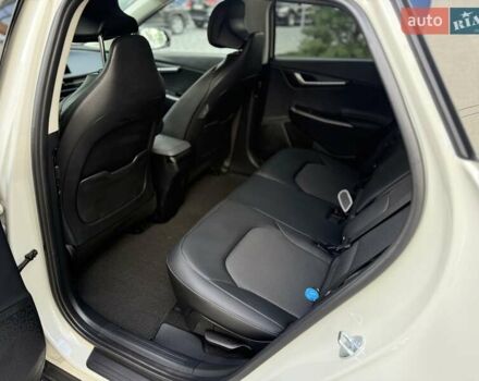 Серый Киа EV6, объемом двигателя 0 л и пробегом 10 тыс. км за 28500 $, фото 26 на Automoto.ua