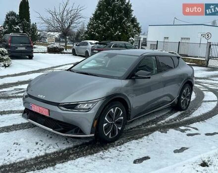 Серый Киа EV6, объемом двигателя 0 л и пробегом 38 тыс. км за 27499 $, фото 50 на Automoto.ua