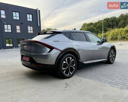 Сірий Кіа EV6, об'ємом двигуна 0 л та пробігом 9 тис. км за 27999 $, фото 14 на Automoto.ua