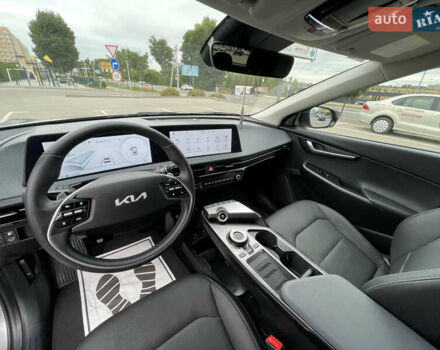 Серый Киа EV6, объемом двигателя 0 л и пробегом 17 тыс. км за 28500 $, фото 15 на Automoto.ua