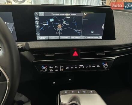 Серый Киа EV6, объемом двигателя 0 л и пробегом 38 тыс. км за 27499 $, фото 10 на Automoto.ua