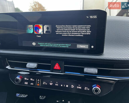 Серый Киа EV6, объемом двигателя 0 л и пробегом 1 тыс. км за 36900 $, фото 20 на Automoto.ua