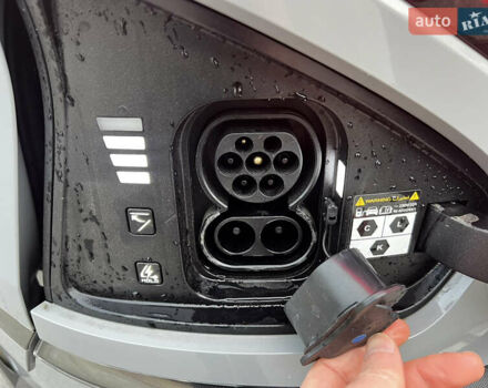 Серый Киа EV6, объемом двигателя 0 л и пробегом 1 тыс. км за 36900 $, фото 38 на Automoto.ua