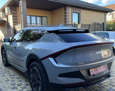 Серый Киа EV6, объемом двигателя 0 л и пробегом 3 тыс. км за 32999 $, фото 6 на Automoto.ua