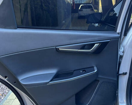 Серый Киа EV6, объемом двигателя 0 л и пробегом 3 тыс. км за 32999 $, фото 19 на Automoto.ua