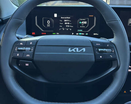 Серый Киа EV6, объемом двигателя 0 л и пробегом 3 тыс. км за 32999 $, фото 22 на Automoto.ua