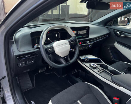 Сірий Кіа EV6, об'ємом двигуна 0 л та пробігом 1 тис. км за 38499 $, фото 32 на Automoto.ua