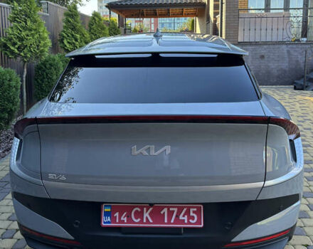 Серый Киа EV6, объемом двигателя 0 л и пробегом 3 тыс. км за 32999 $, фото 5 на Automoto.ua