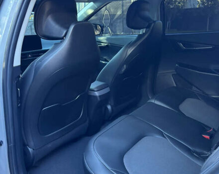 Серый Киа EV6, объемом двигателя 0 л и пробегом 3 тыс. км за 32999 $, фото 18 на Automoto.ua