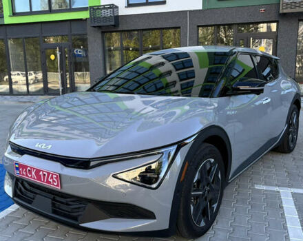 Серый Киа EV6, объемом двигателя 0 л и пробегом 3 тыс. км за 32999 $, фото 33 на Automoto.ua