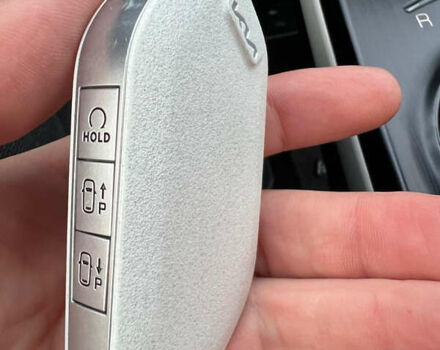 Сірий Кіа EV6, об'ємом двигуна 0 л та пробігом 1 тис. км за 38499 $, фото 60 на Automoto.ua