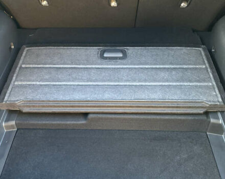 Серый Киа EV6, объемом двигателя 0 л и пробегом 3 тыс. км за 32999 $, фото 16 на Automoto.ua