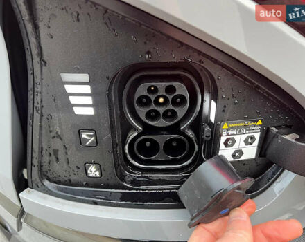 Сірий Кіа EV6, об'ємом двигуна 0 л та пробігом 1 тис. км за 38499 $, фото 72 на Automoto.ua