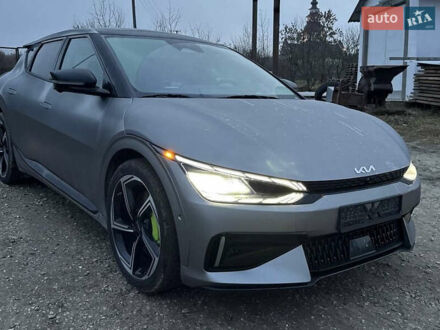 Серый Киа EV6, объемом двигателя 0 л и пробегом 18 тыс. км за 26500 $, фото 1 на Automoto.ua