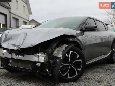 Серый Киа EV6, объемом двигателя 0 л и пробегом 67 тыс. км за 15899 $, фото 1 на Automoto.ua