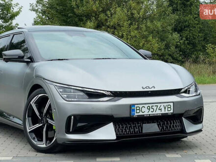 Кіа EV6 2023 у Дрогобичі на Automoto.ua Сірий Кіа EV6, об'ємом двигуна 0 л та пробігом 19 тис. км за 27800 $, фото 1 на Automoto.ua
