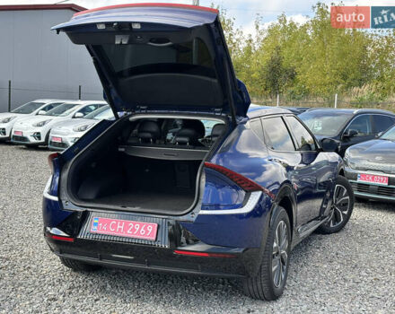 Киа EV6 2021 в Львове на Automoto.ua Синий Киа EV6, объемом двигателя 0 л и пробегом 95 тыс. км за 26500 $, фото 34 на Automoto.ua