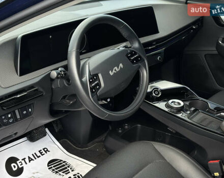 Киа EV6 2021 в Львове на Automoto.ua Синий Киа EV6, объемом двигателя 0 л и пробегом 95 тыс. км за 26500 $, фото 13 на Automoto.ua