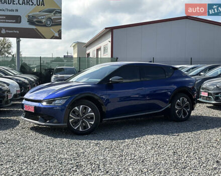 Киа EV6 2021 в Львове на Automoto.ua Синий Киа EV6, объемом двигателя 0 л и пробегом 95 тыс. км за 26500 $, фото 3 на Automoto.ua