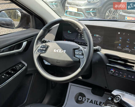 Киа EV6 2021 в Львове на Automoto.ua Синий Киа EV6, объемом двигателя 0 л и пробегом 95 тыс. км за 26500 $, фото 24 на Automoto.ua