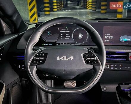 Синий Киа EV6, объемом двигателя 0 л и пробегом 45 тыс. км за 26990 $, фото 27 на Automoto.ua