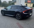 Синій Кіа EV6, об'ємом двигуна 0 л та пробігом 44 тис. км за 21950 $, фото 2 на Automoto.ua