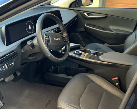 Синий Киа EV6, объемом двигателя 0 л и пробегом 36 тыс. км за 26750 $, фото 6 на Automoto.ua