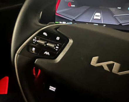 Синий Киа EV6, объемом двигателя 0 л и пробегом 25 тыс. км за 27100 $, фото 10 на Automoto.ua