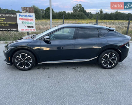 Синий Киа EV6, объемом двигателя 0 л и пробегом 26 тыс. км за 28500 $, фото 1 на Automoto.ua