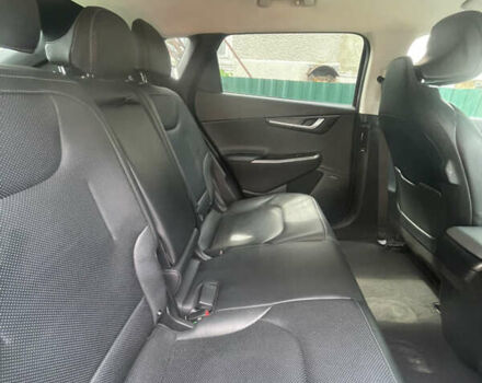 Синий Киа EV6, объемом двигателя 0 л и пробегом 132 тыс. км за 21900 $, фото 9 на Automoto.ua